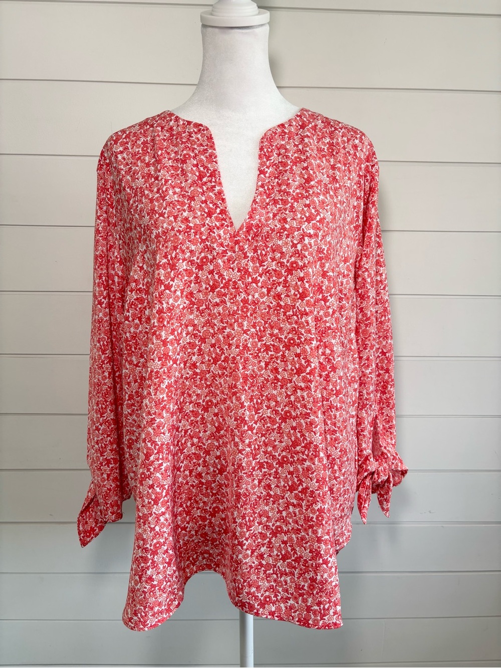 MICHAEL Michael Kors Coral-White Floral Split V-Neck Tunic Size XL